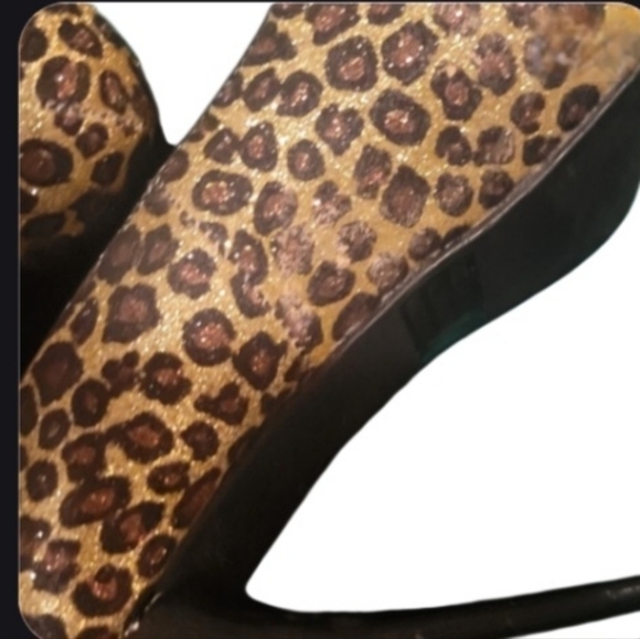 QUPID NEUTRAL 107 Gold Bronze Leopard Glitter Platform Pumps Size 8 - Picture 5 of 12